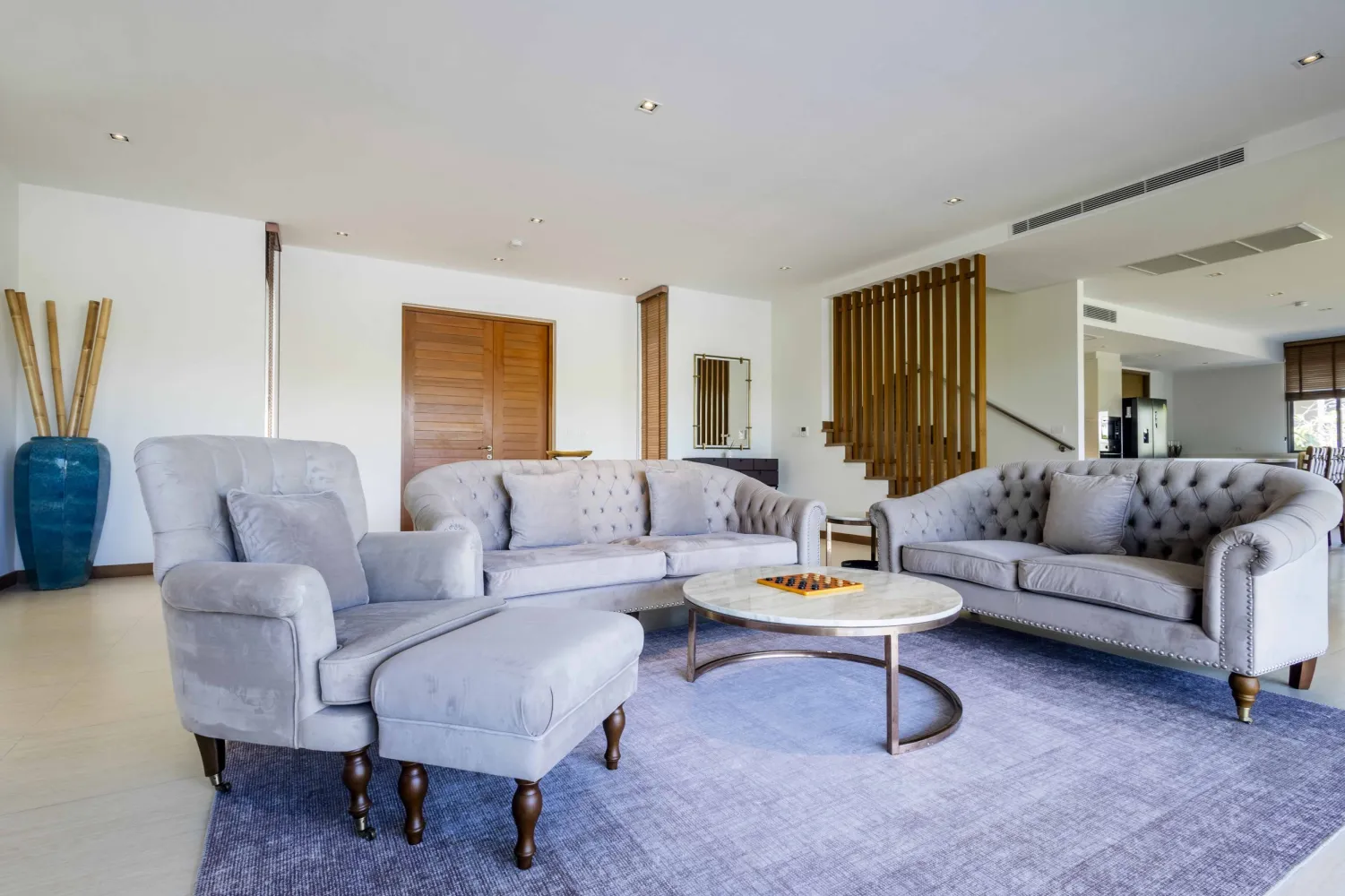 Property image - full photo 16