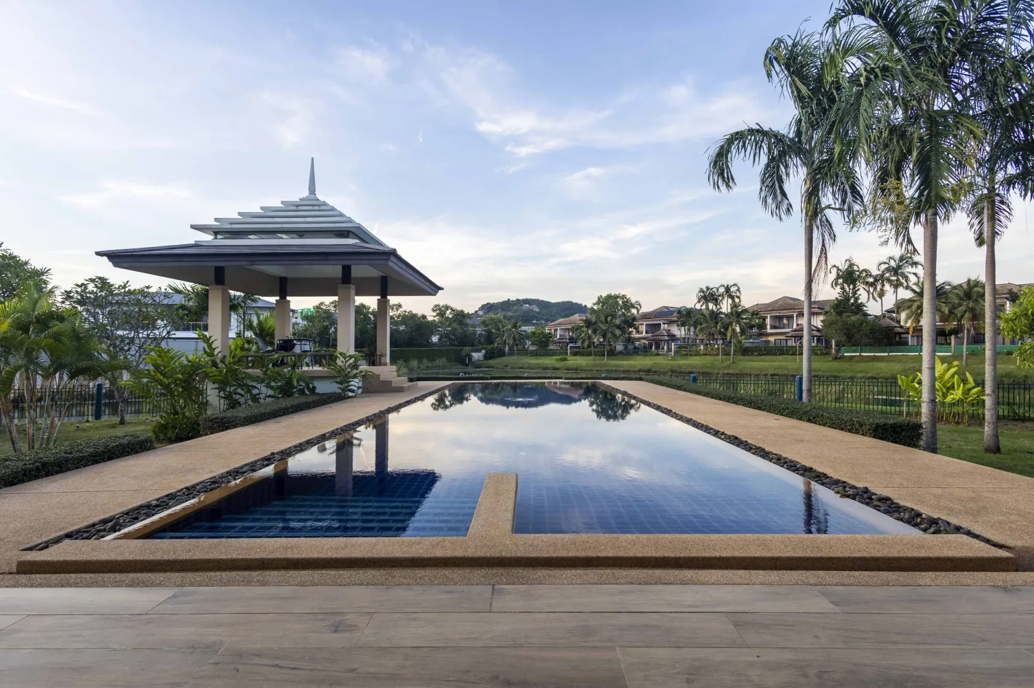 Property image - full photo 65
