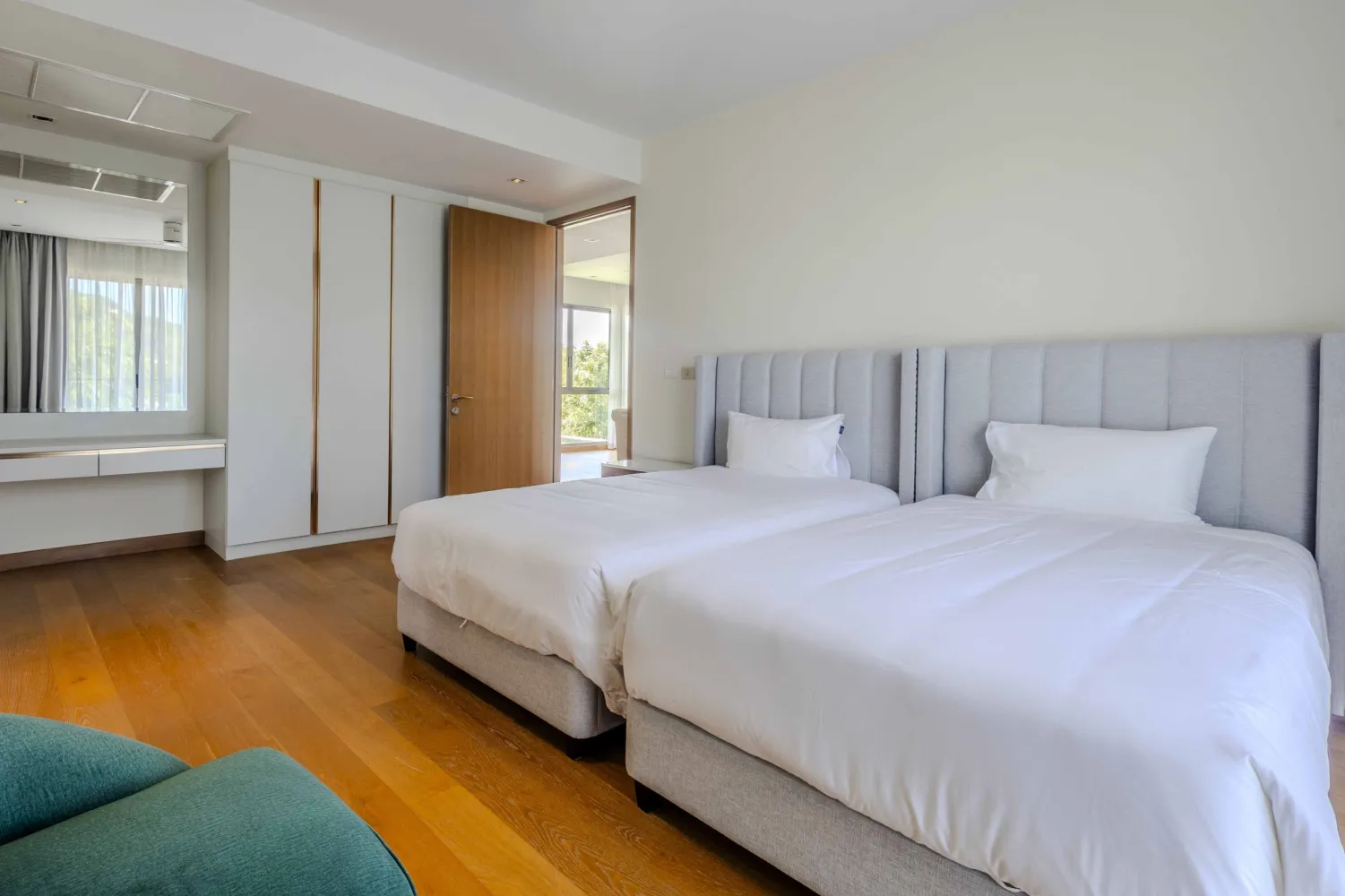 Property image - full photo 48