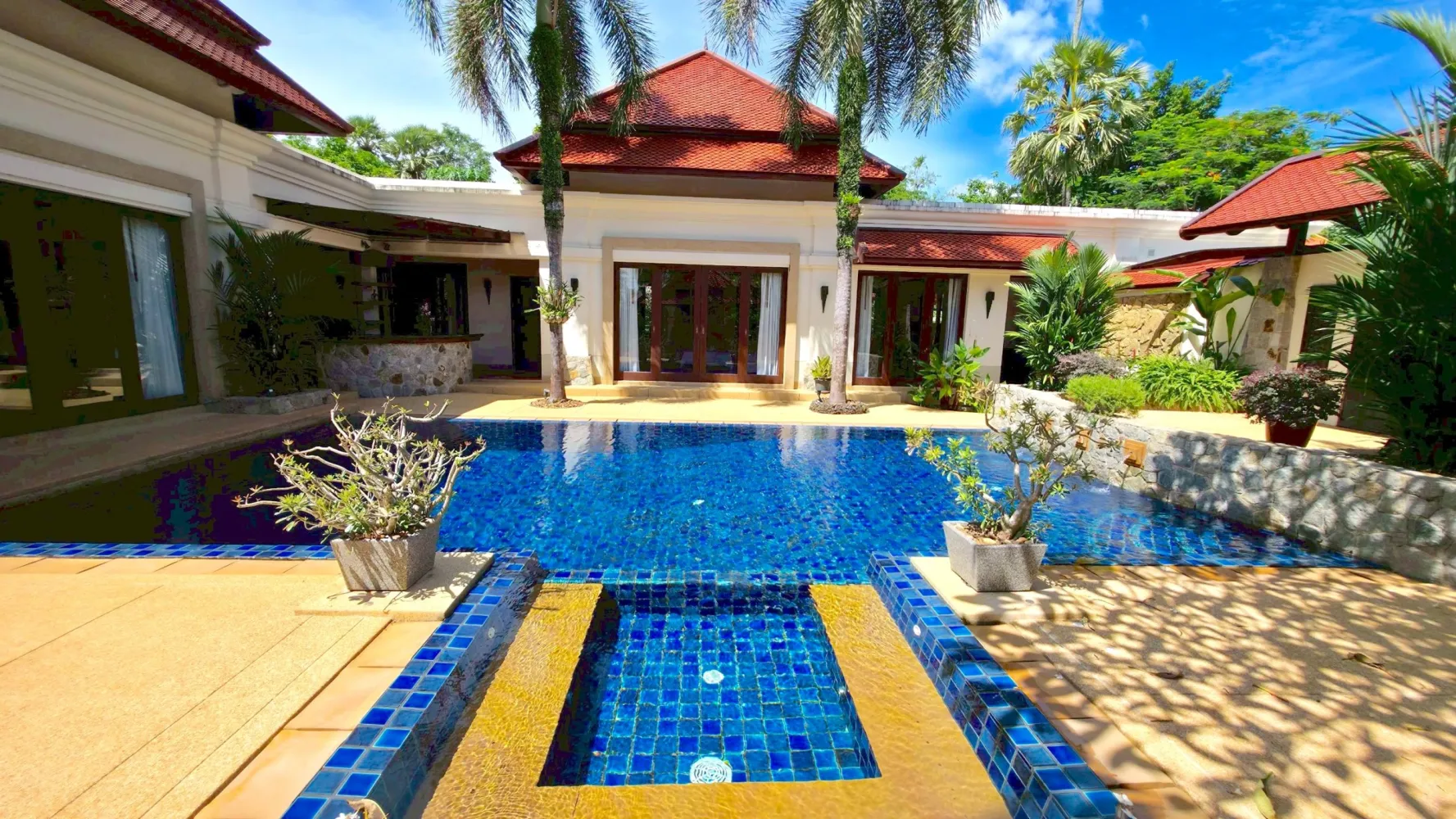 Property image - full photo 30