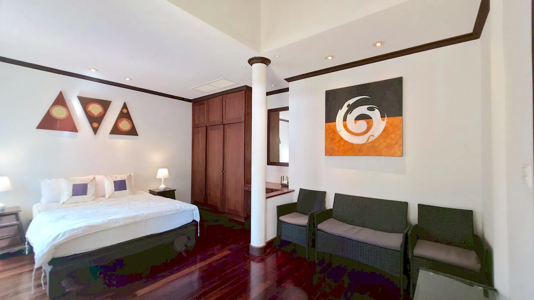 Property image - full photo 18