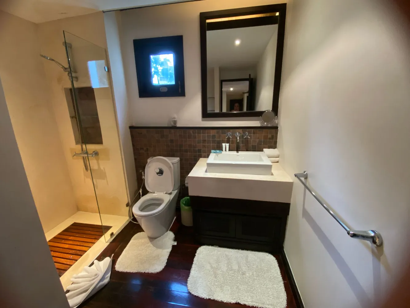 Property image - full photo 14
