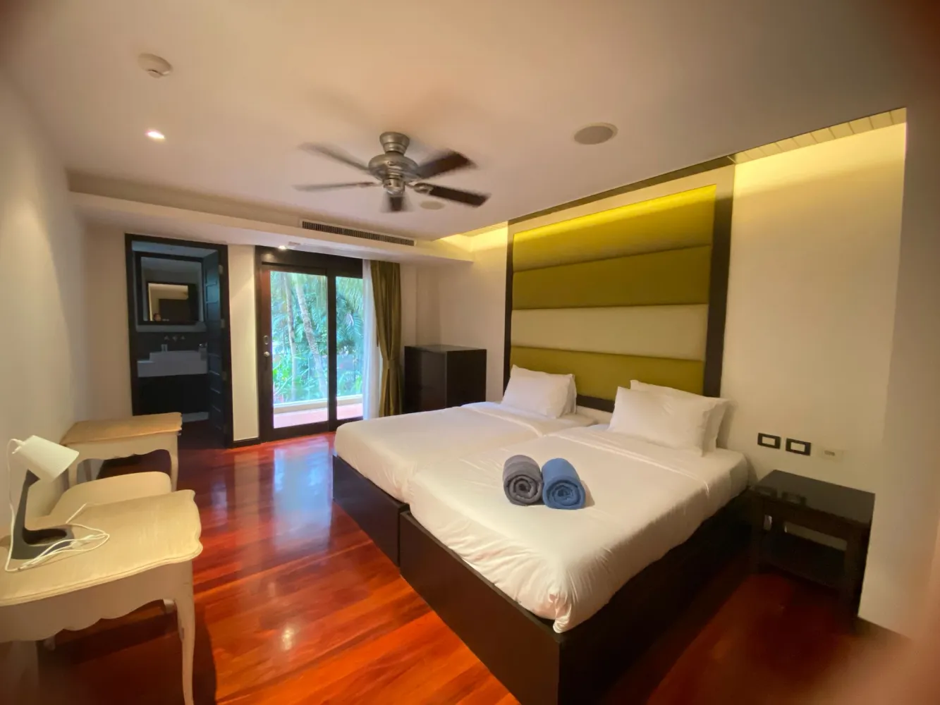 Property image - full photo 13
