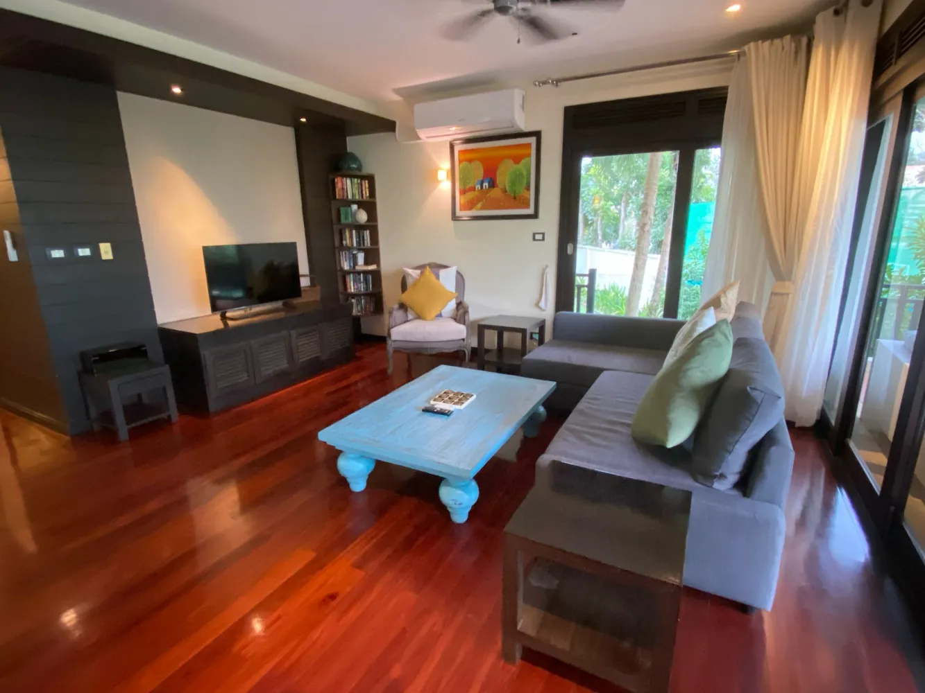 Property image - full photo 8