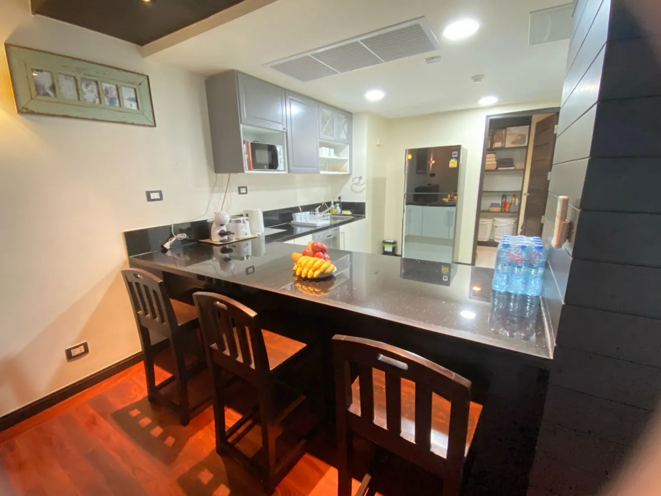 Property image - full photo 3