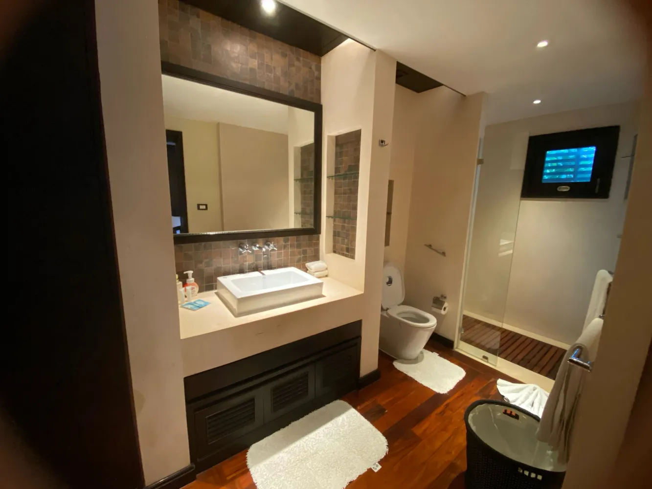Property image - full photo 20