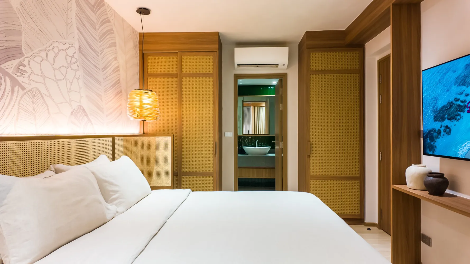 Property image - full photo 14