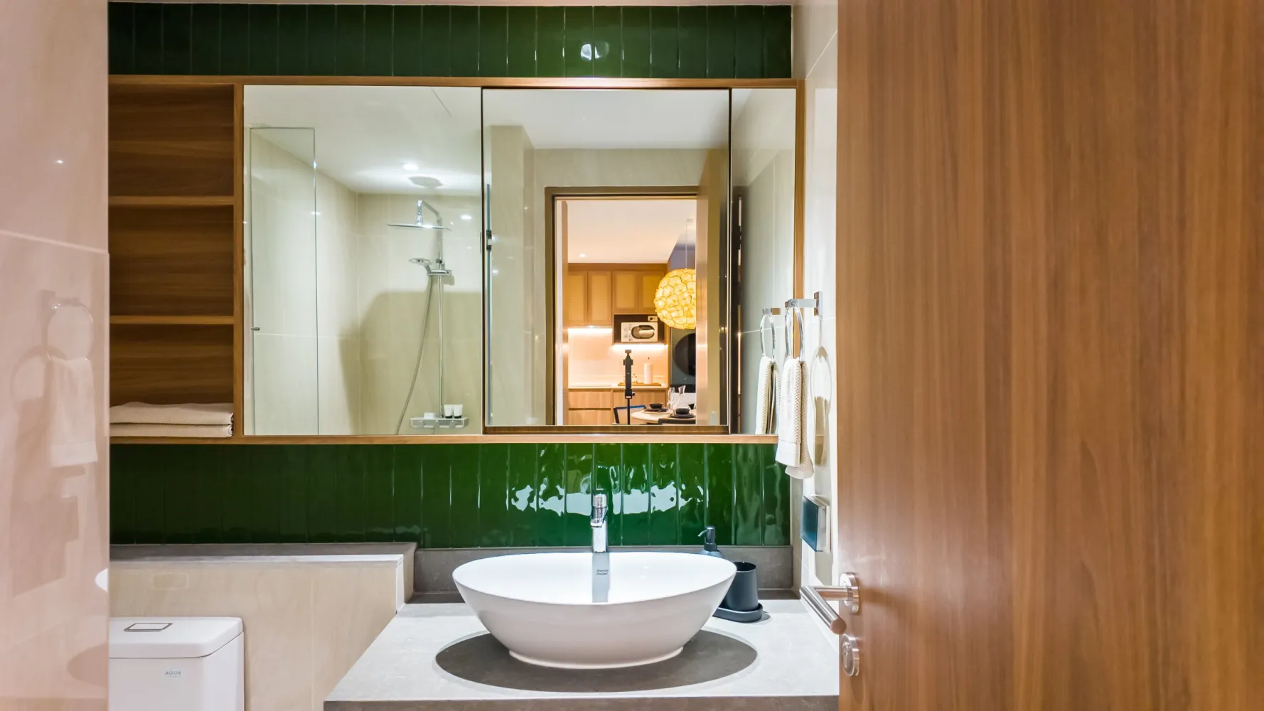 Property image - full photo 10