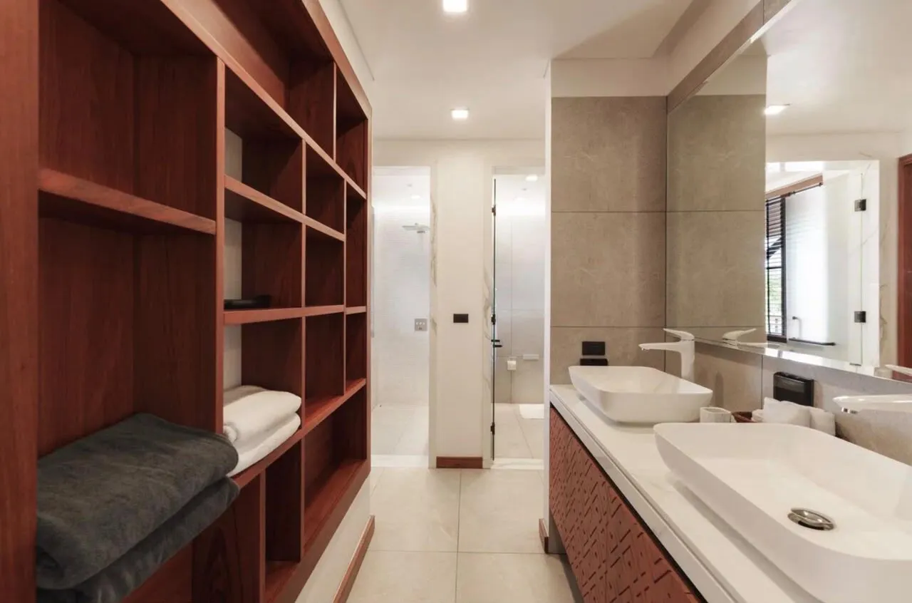 Property image - full photo 22