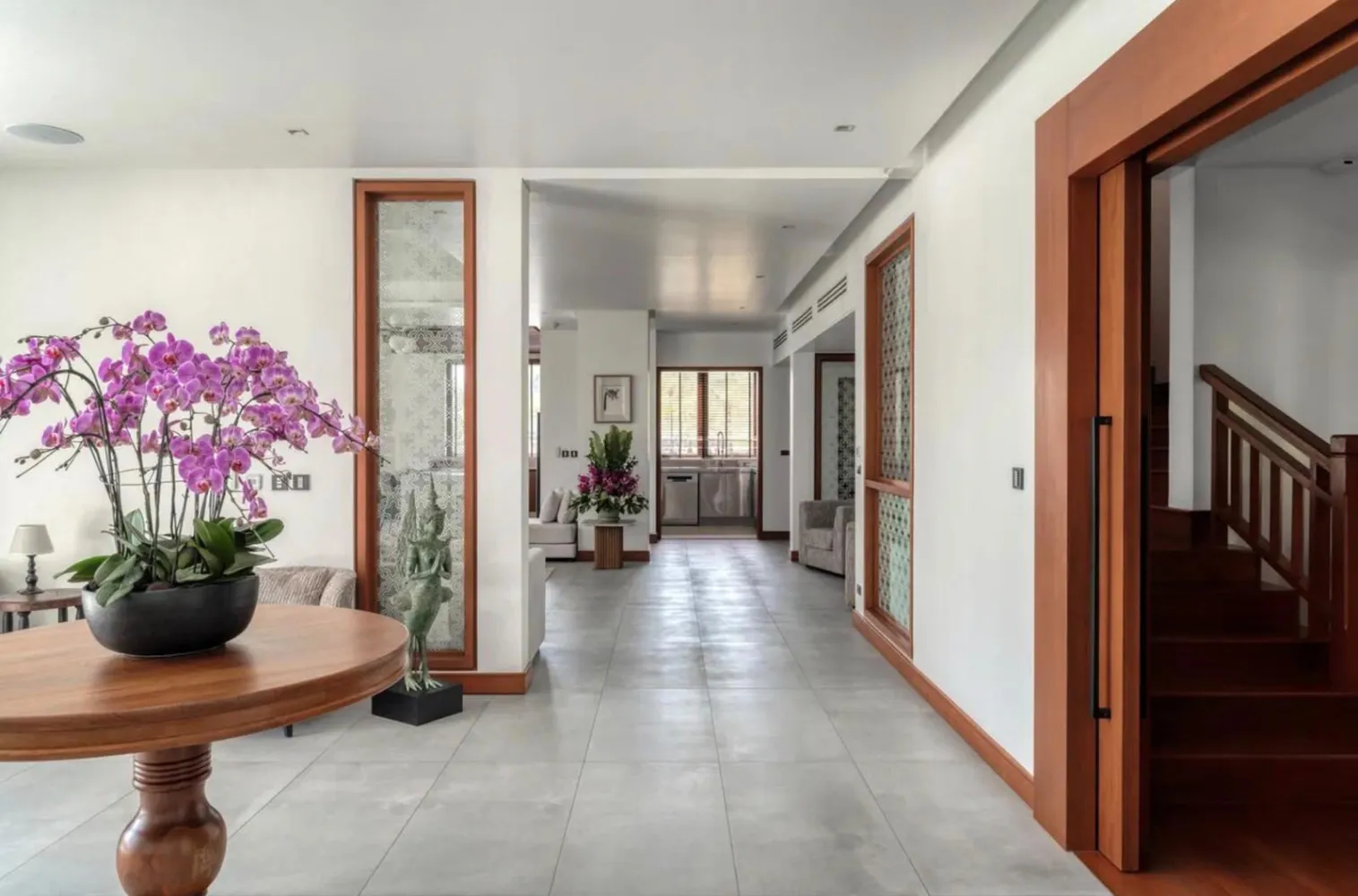 Property image - full photo 9