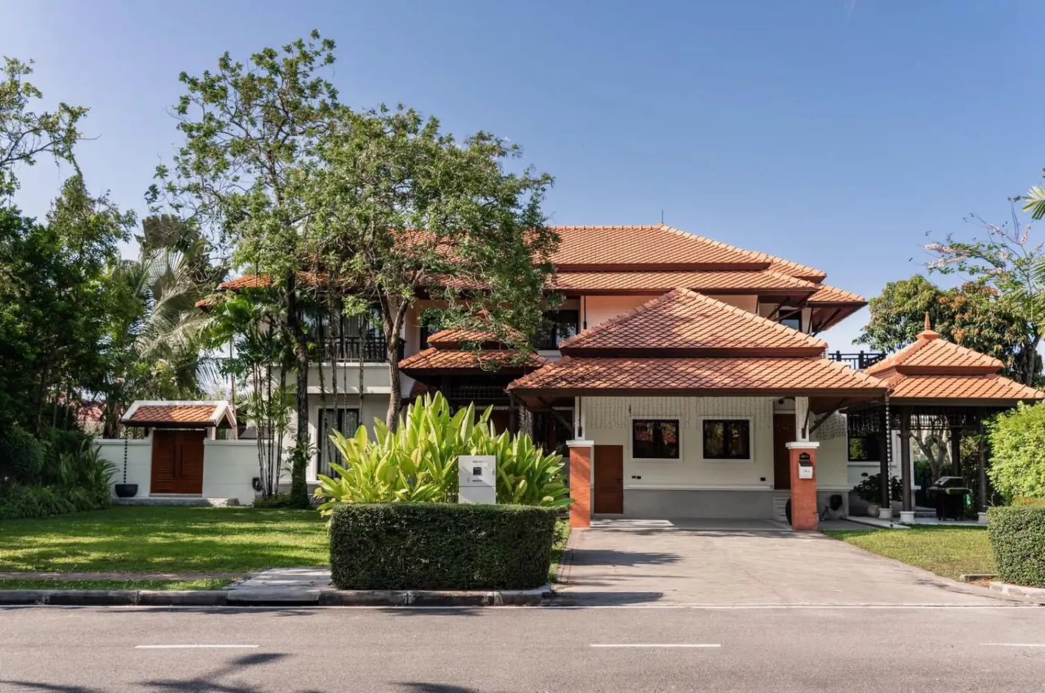 Property image - full photo 31