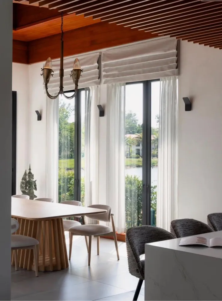 Property image - full photo 10