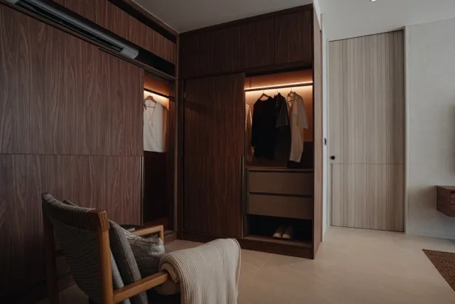 Property image - full photo 16