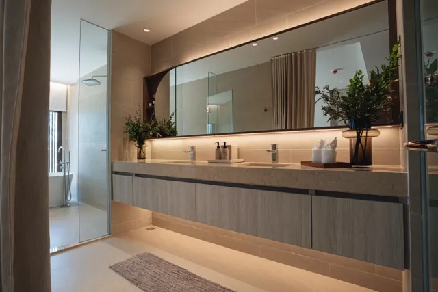 Property image - full photo 11