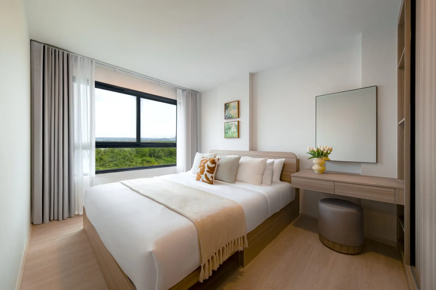 Property image - full photo 5