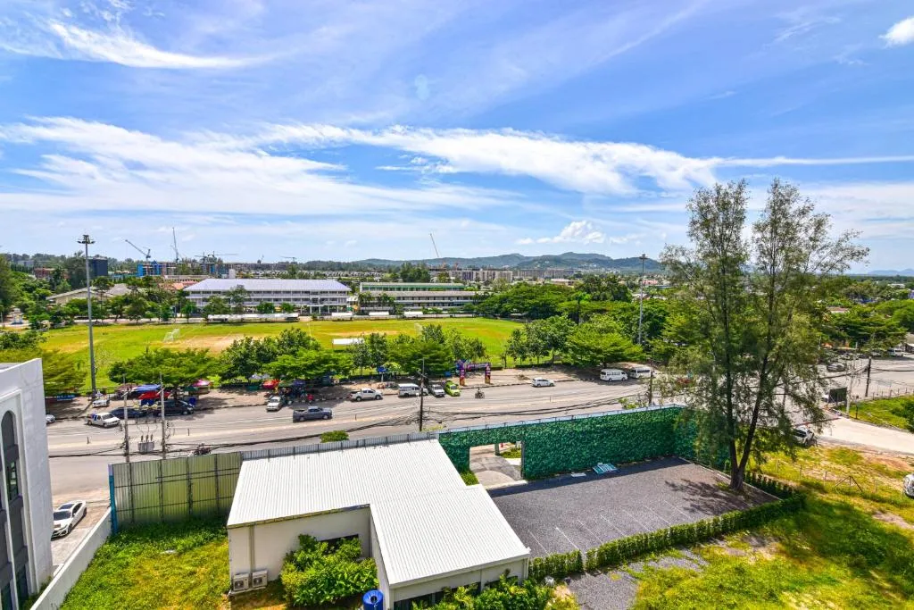 Property image - full photo 10
