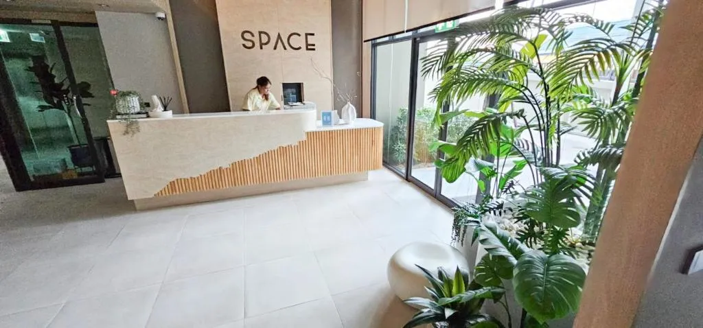 Property image - full photo 3