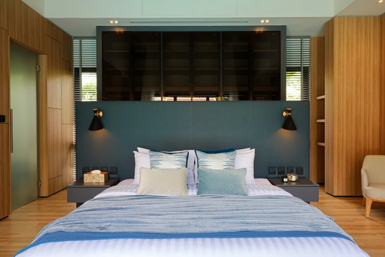 Property image - full photo 13
