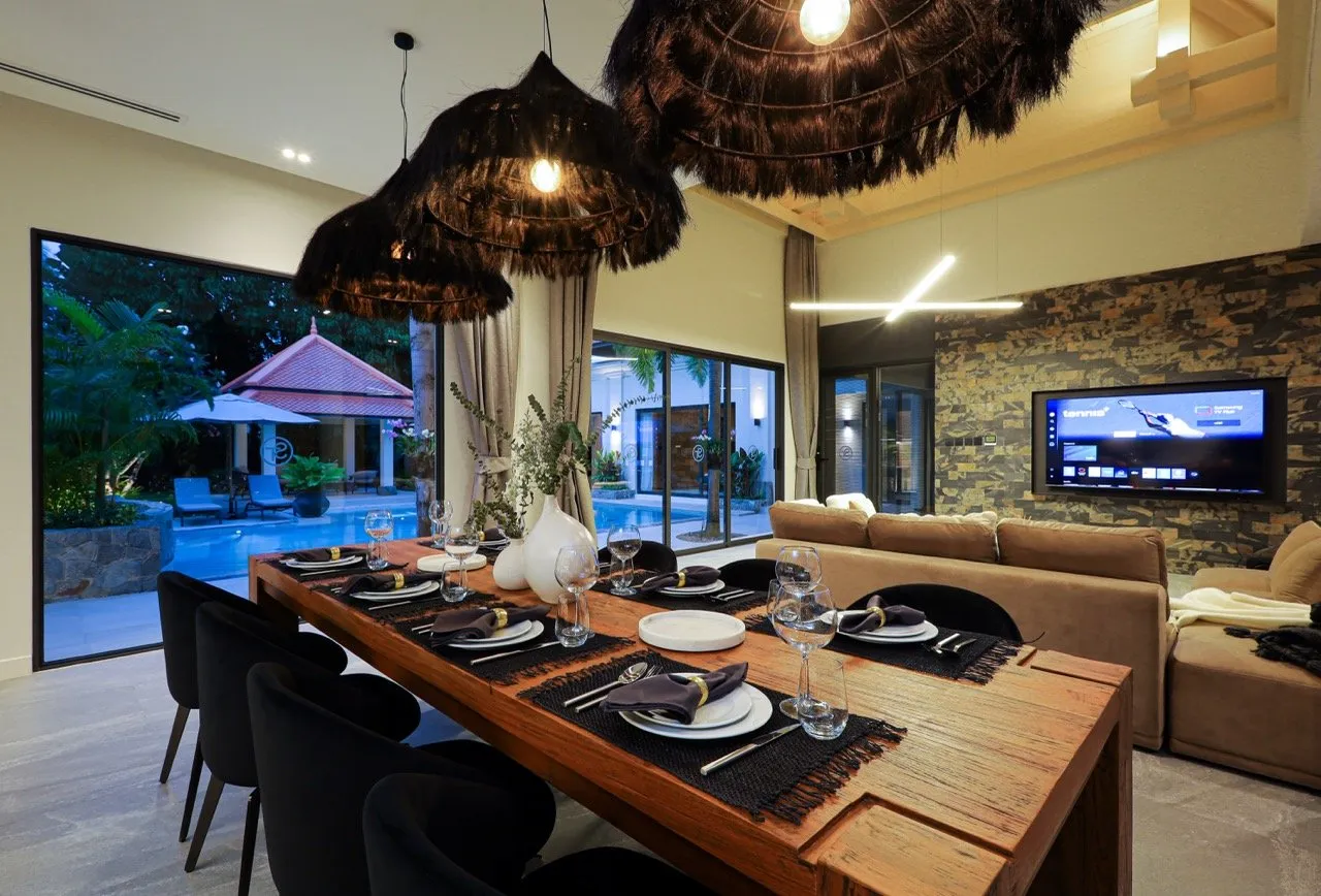 Property image - full photo 11