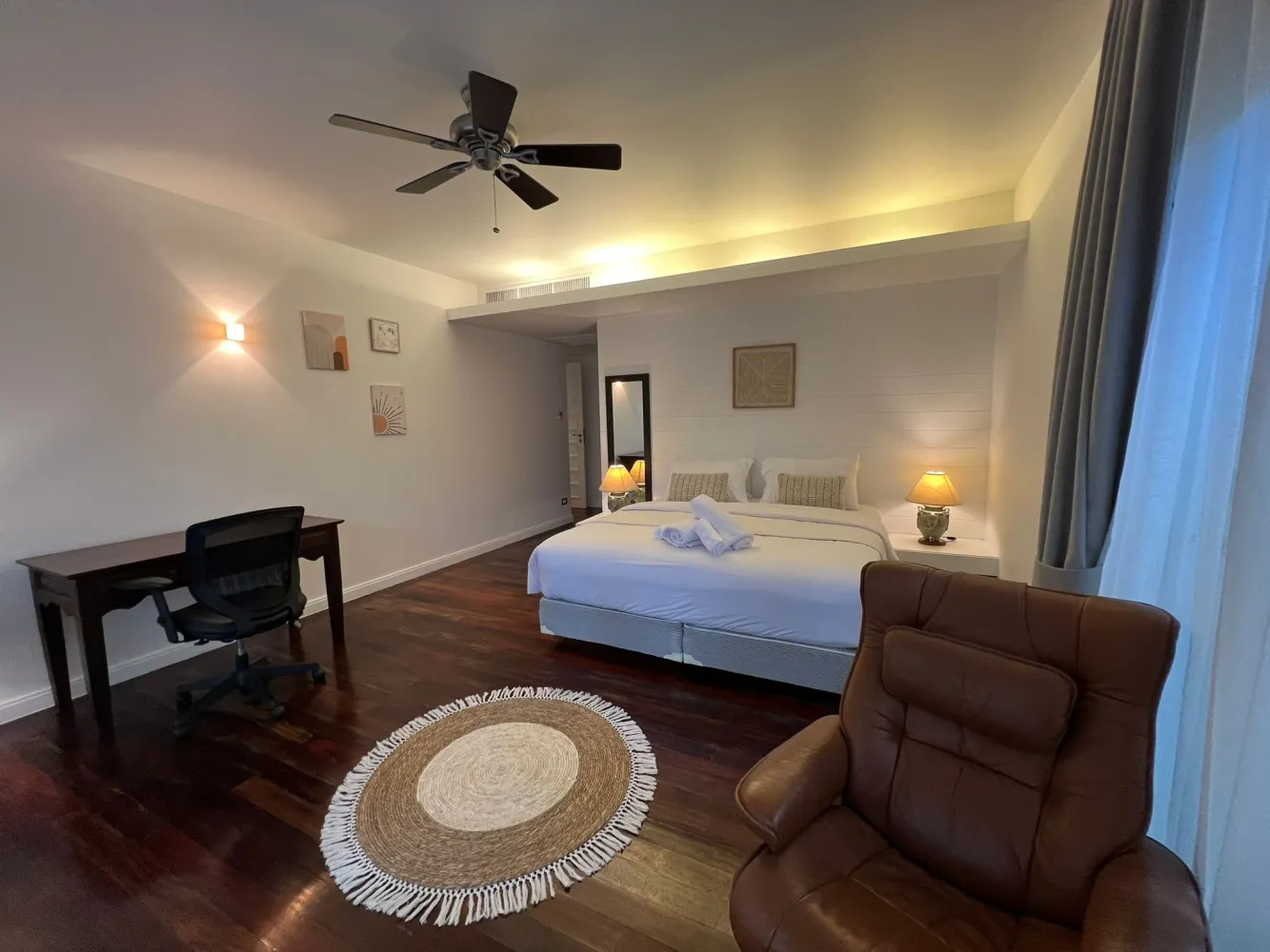 Property image - full photo 7