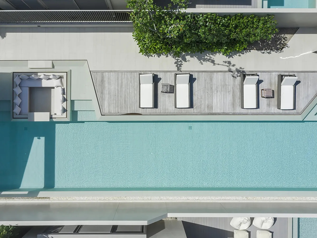 Property image - full photo 3
