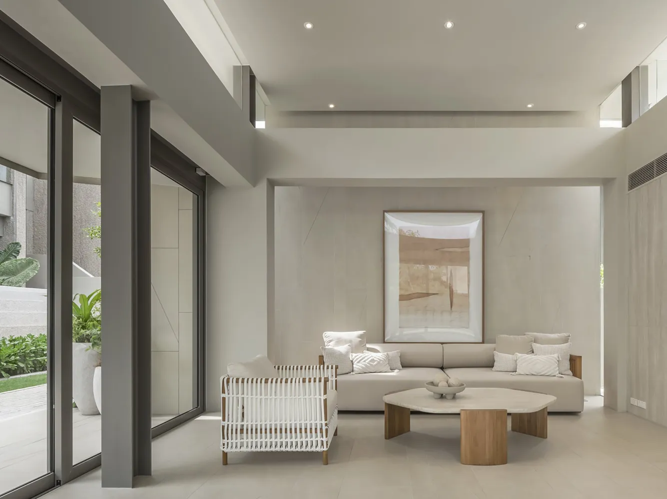 Property image - full photo 8