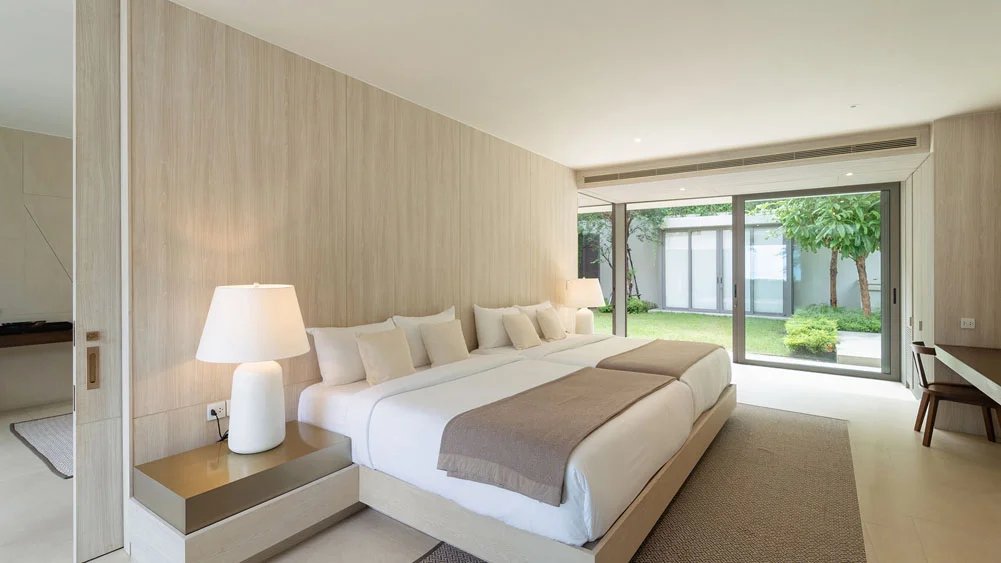Property image - full photo 4