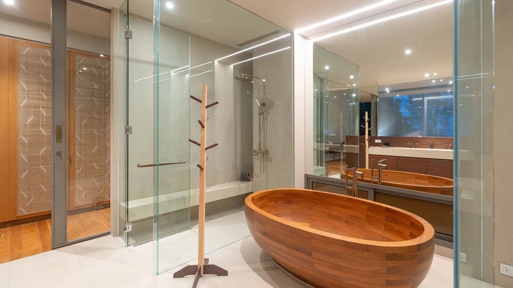 Property image - full photo 5