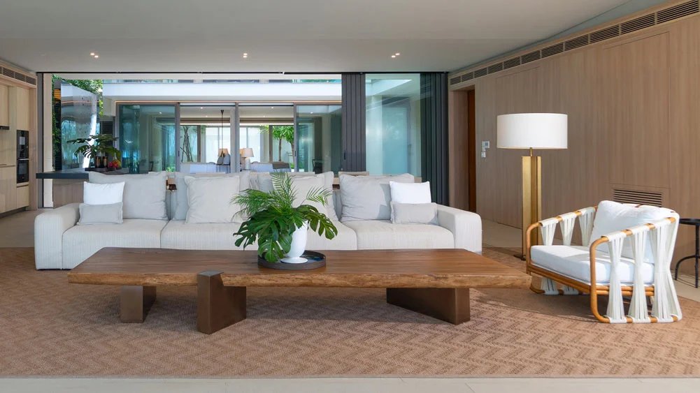 Property image - full photo 3