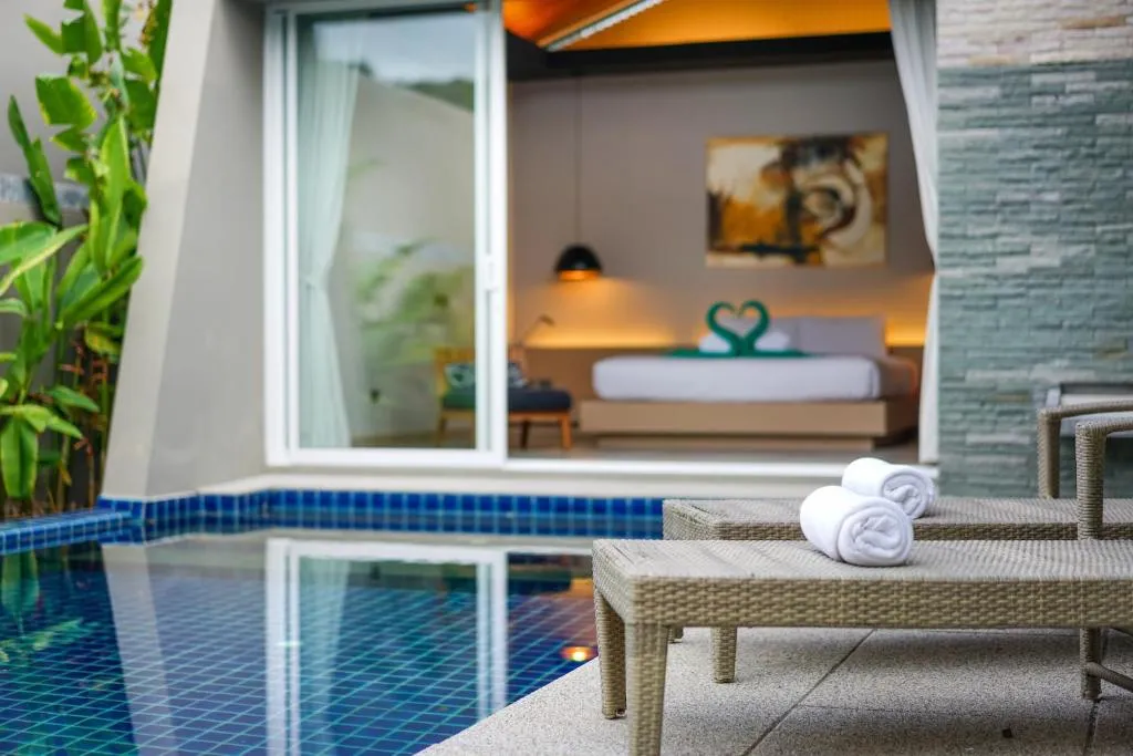 Property image - full photo 3