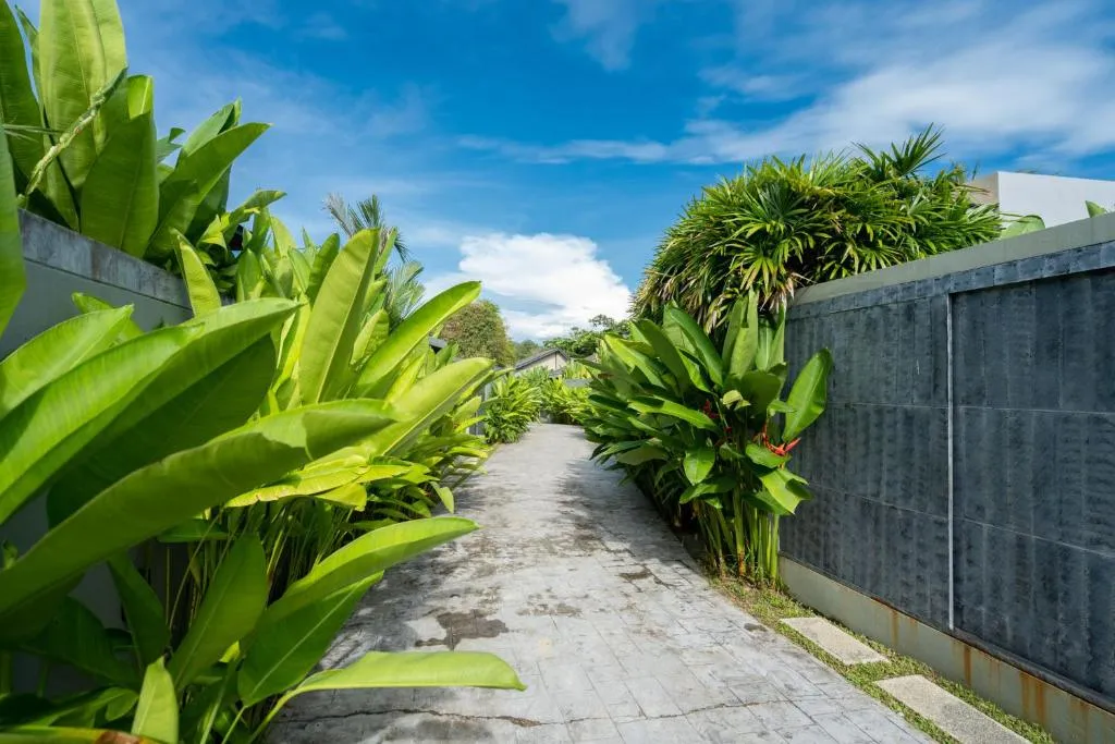 Property image - full photo 7