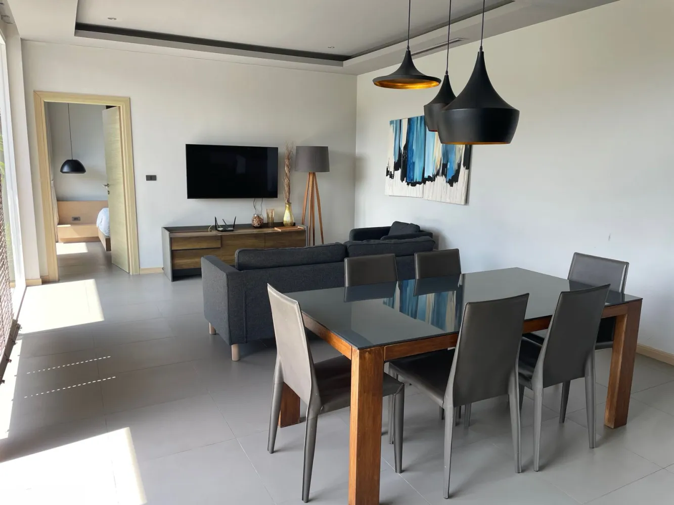Property image - full photo 5