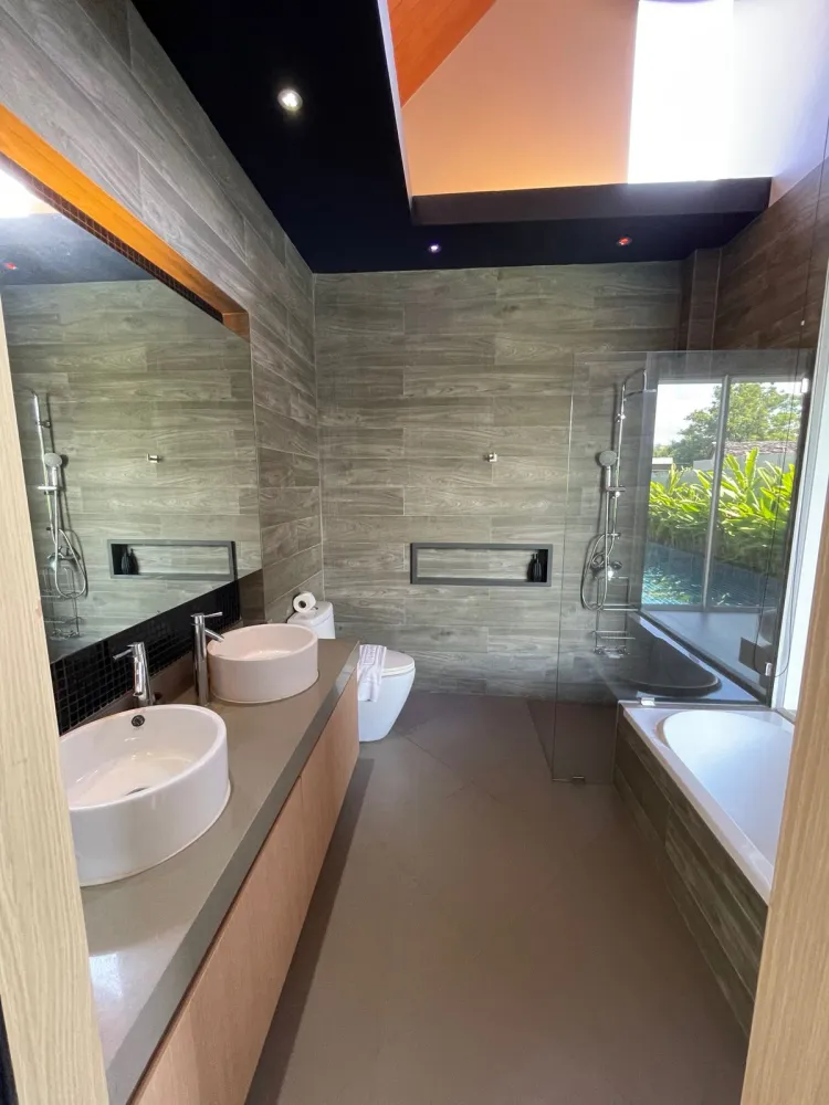 Property image - full photo 7