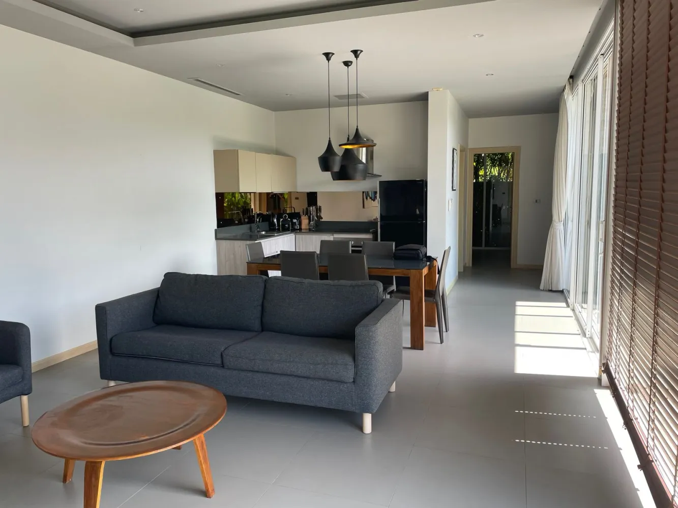 Property image - full photo 3