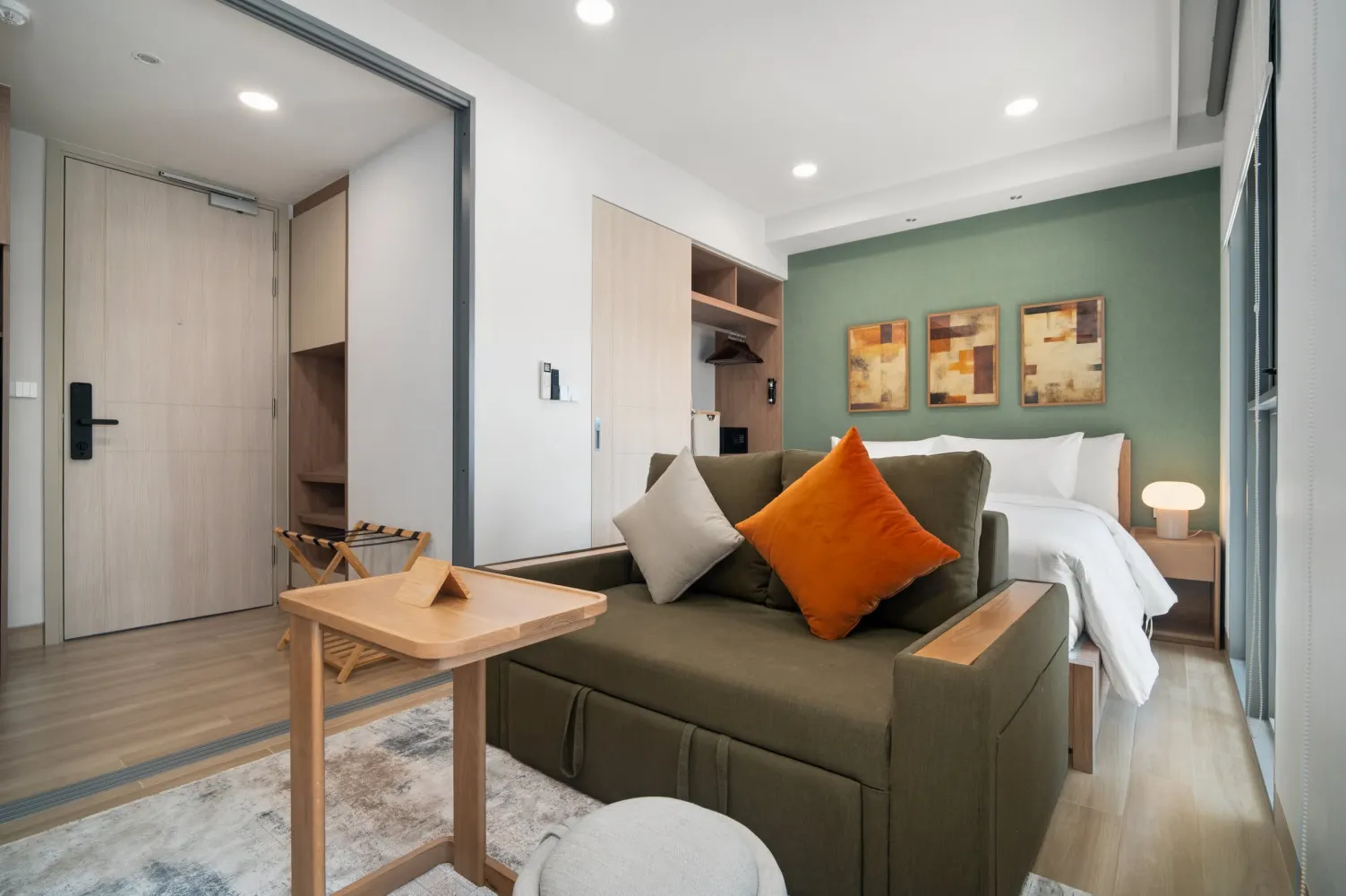 Property image - full photo 4