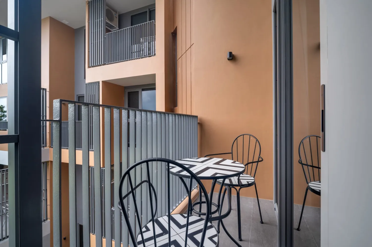 Property image - full photo 8