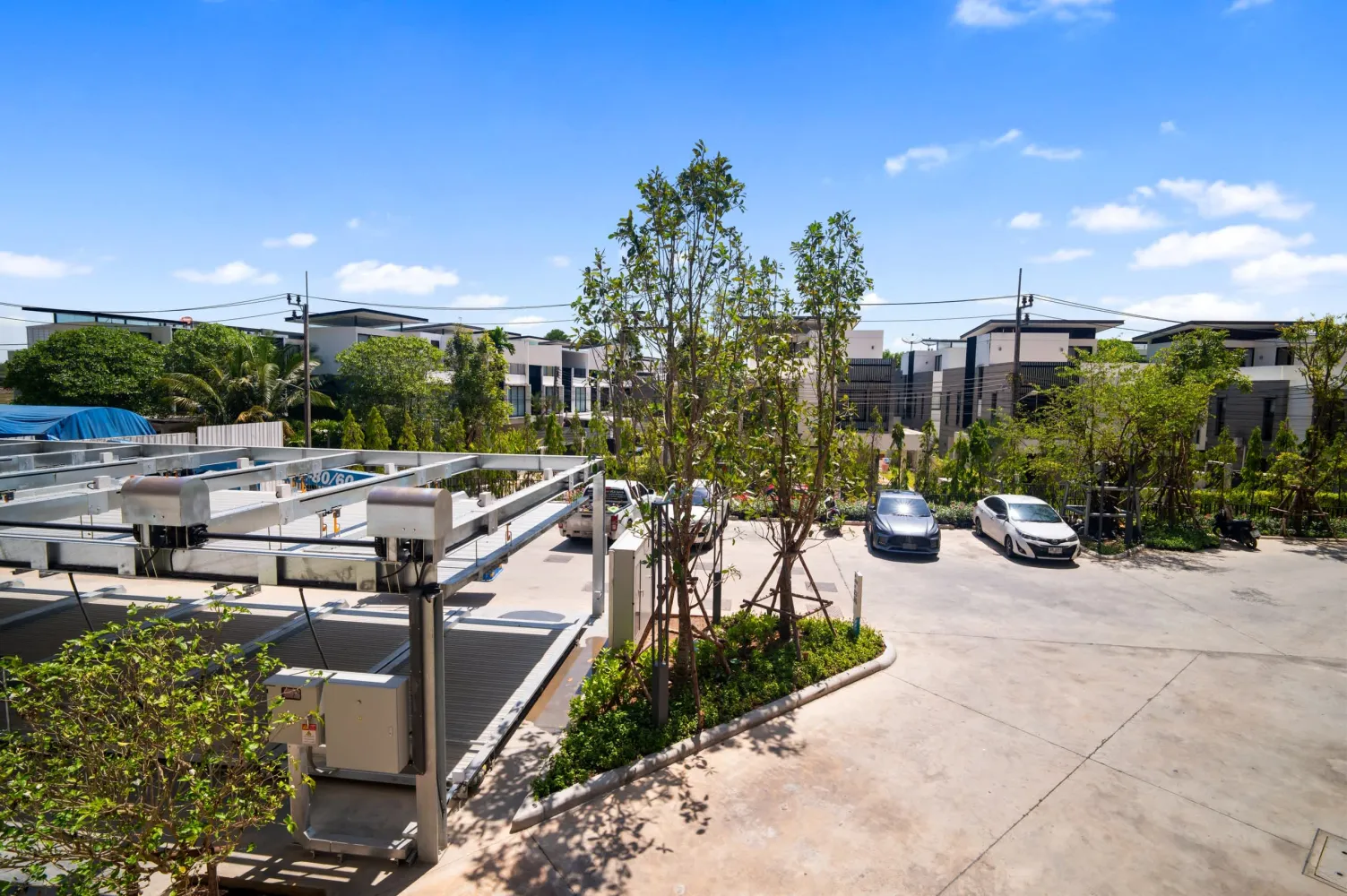Property image - full photo 10