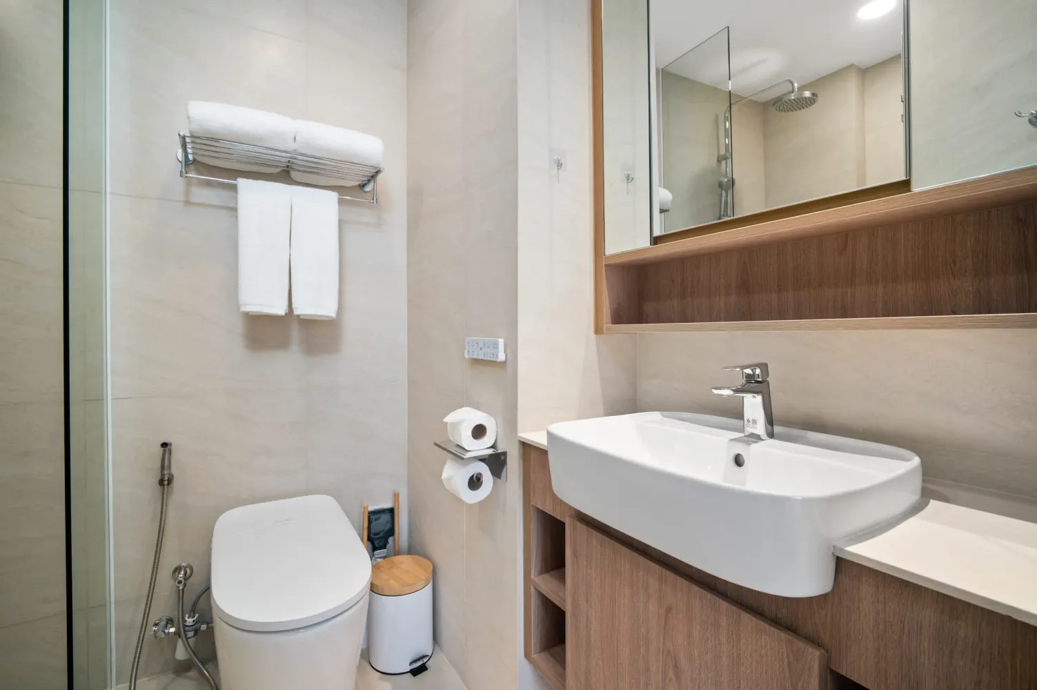 Property image - full photo 6