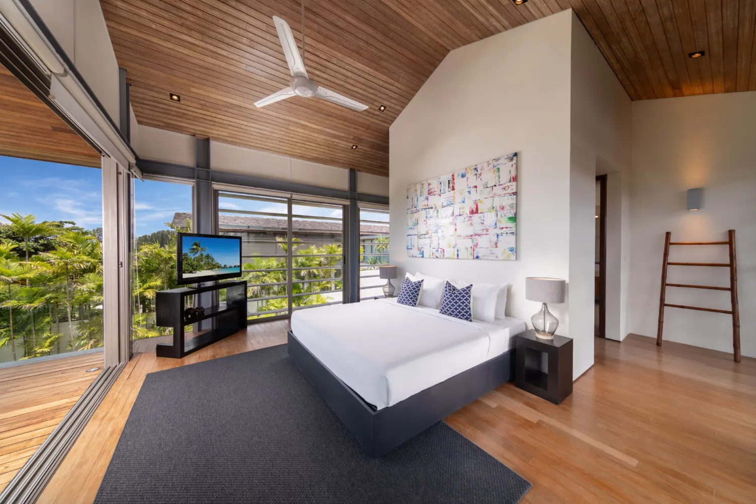 Property image - full photo 14
