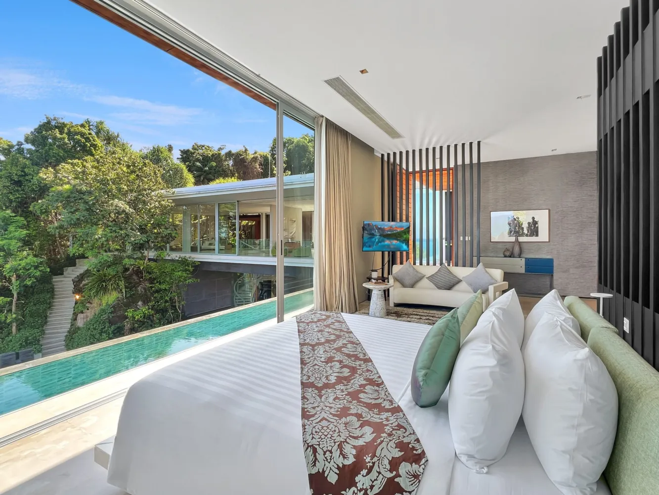 Property image - full photo 13