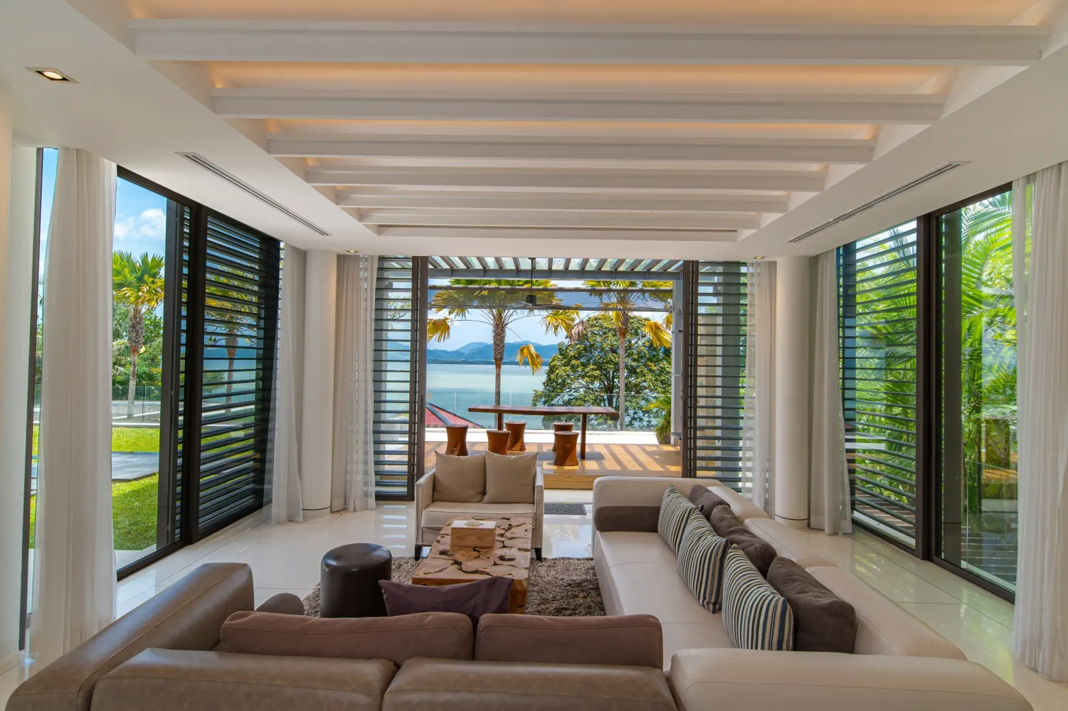 Property image - full photo 6
