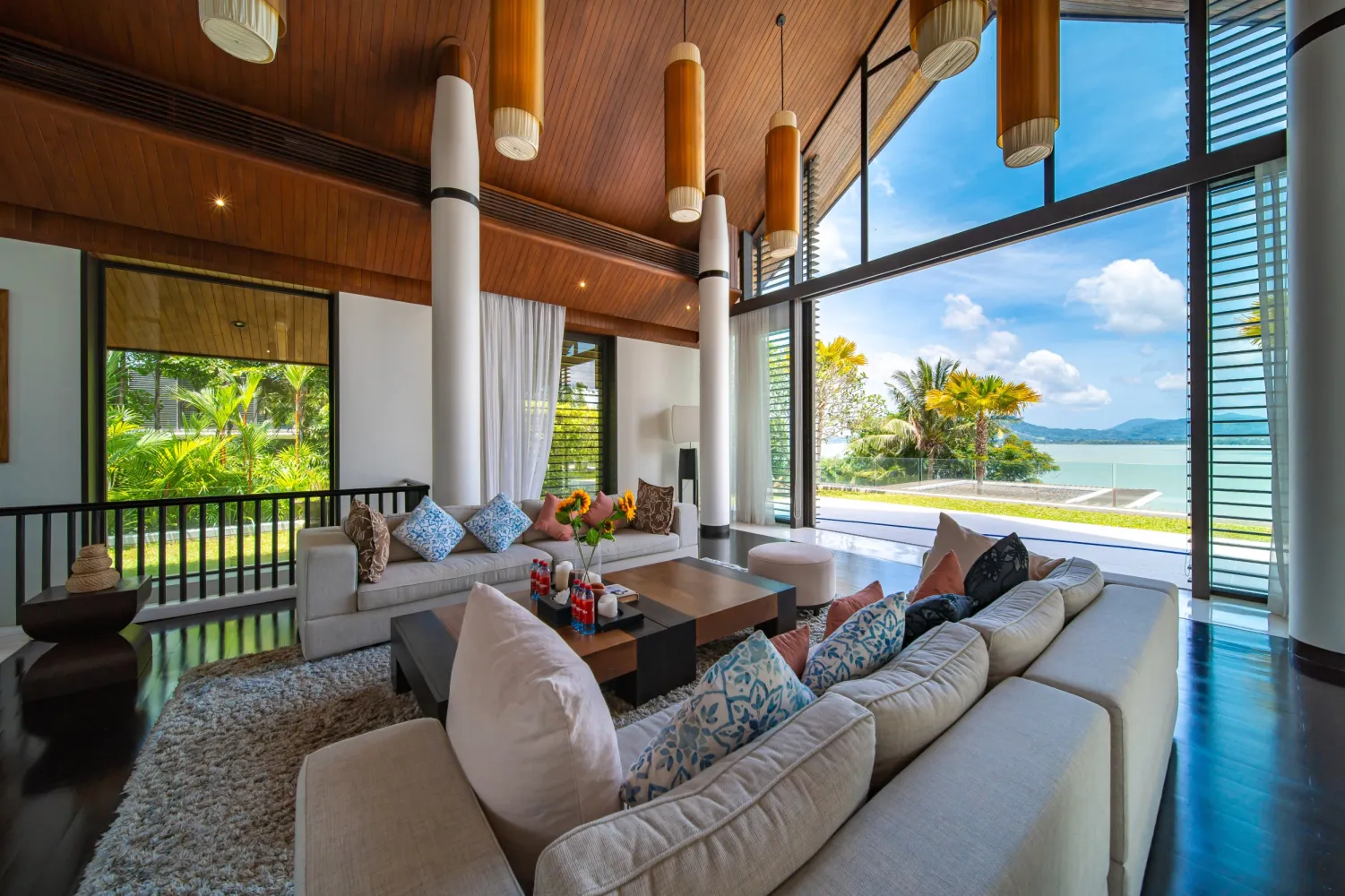 Property image - full photo 2