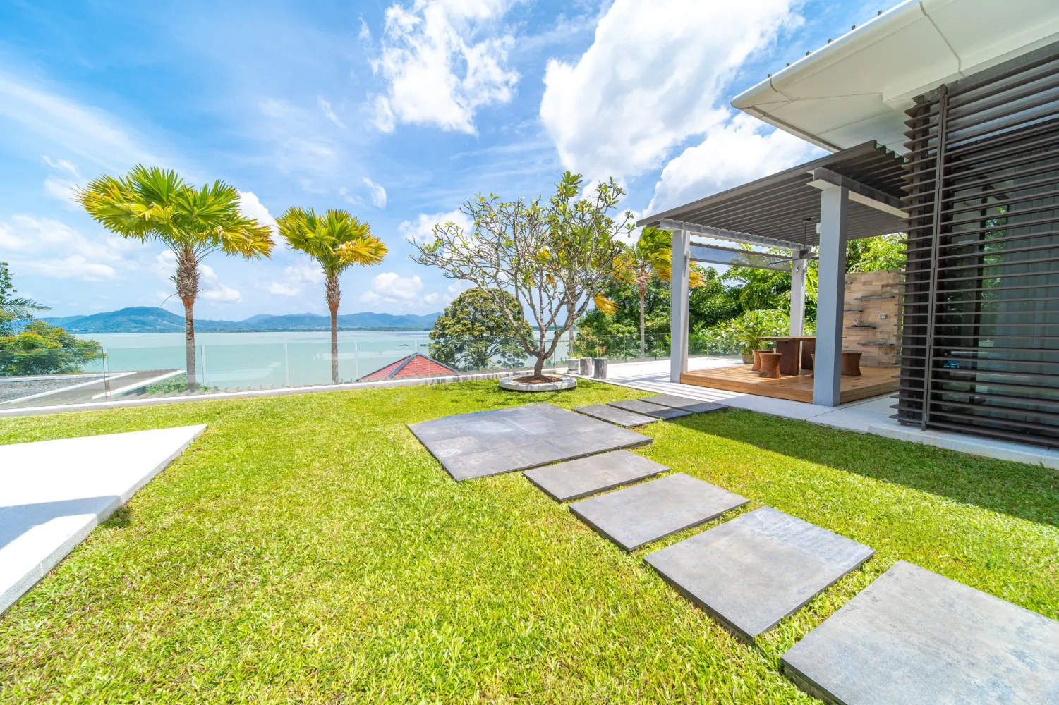 Property image - full photo 30