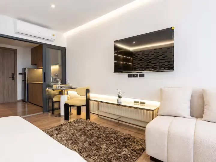Property image - full photo 5