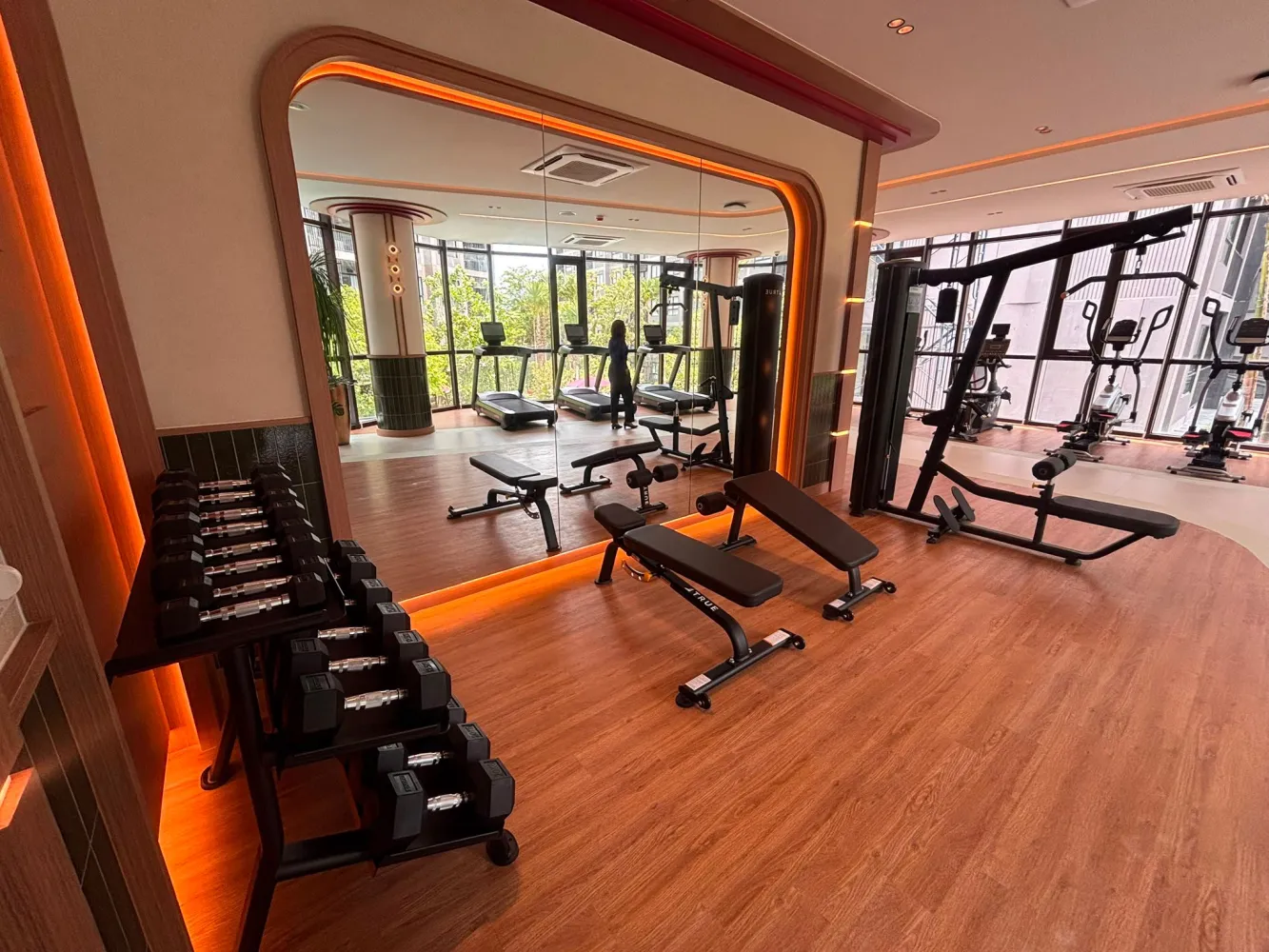 Property image - full photo 18