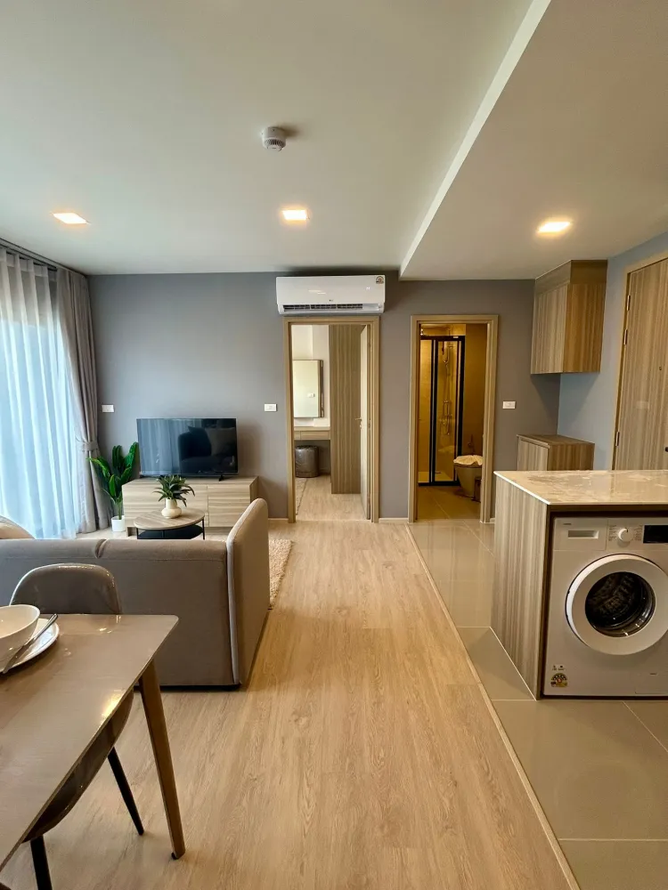 Property image - full photo 2
