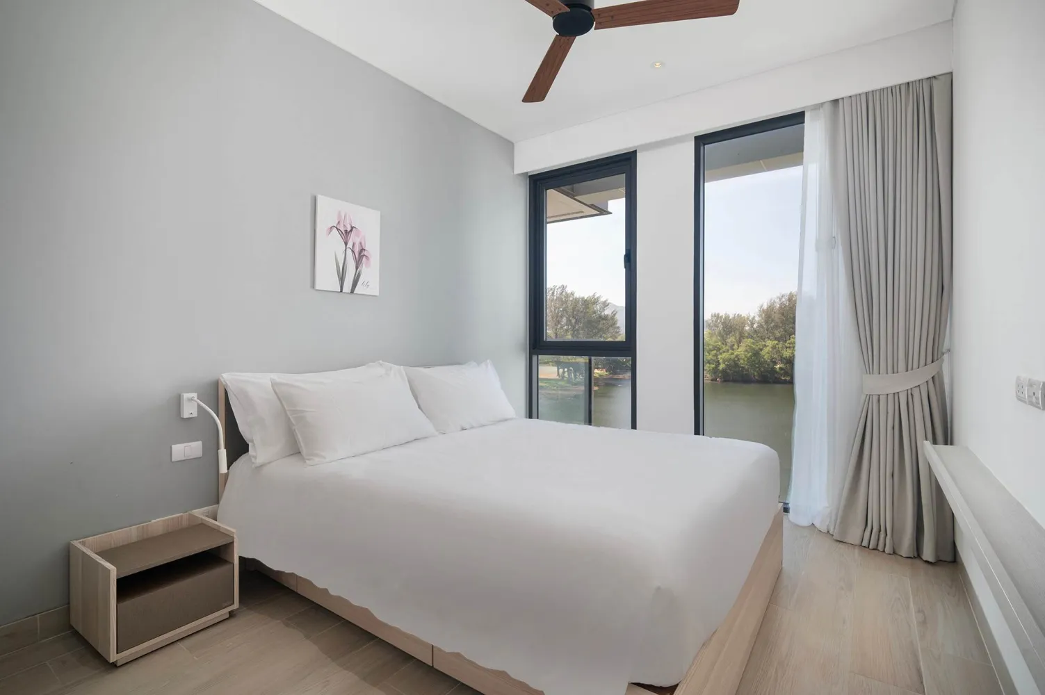 Property image - full photo 9