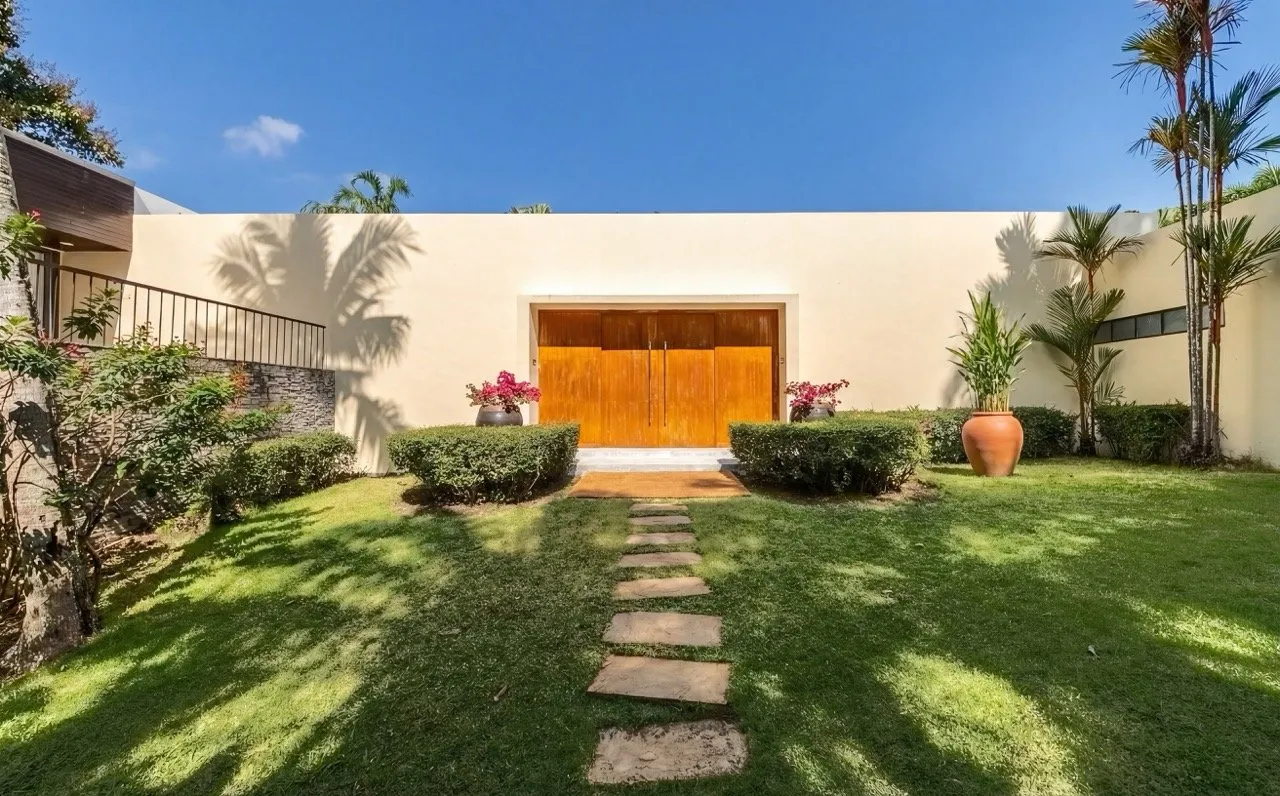 Property image - full photo 15