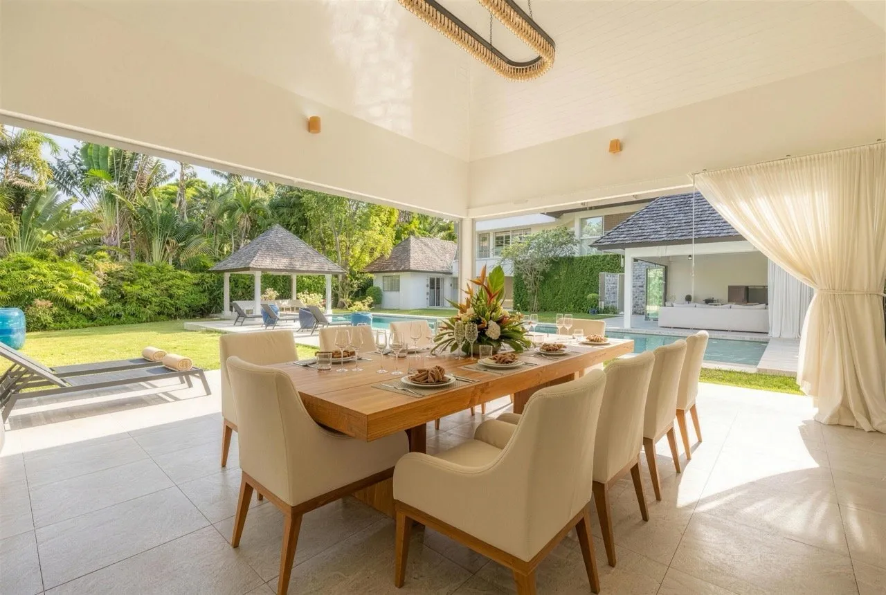 Property image - full photo 4