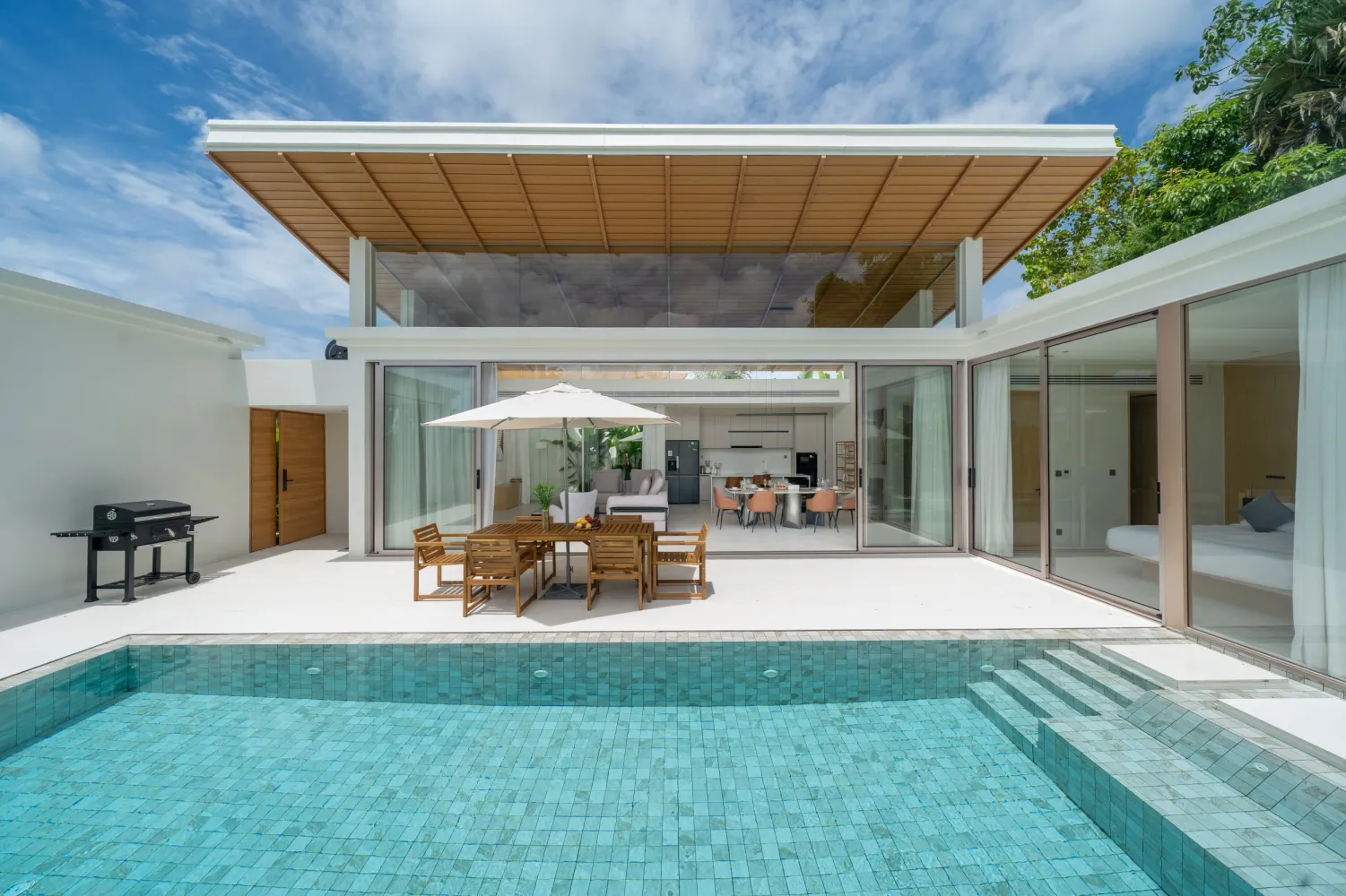 Property image - full photo 1